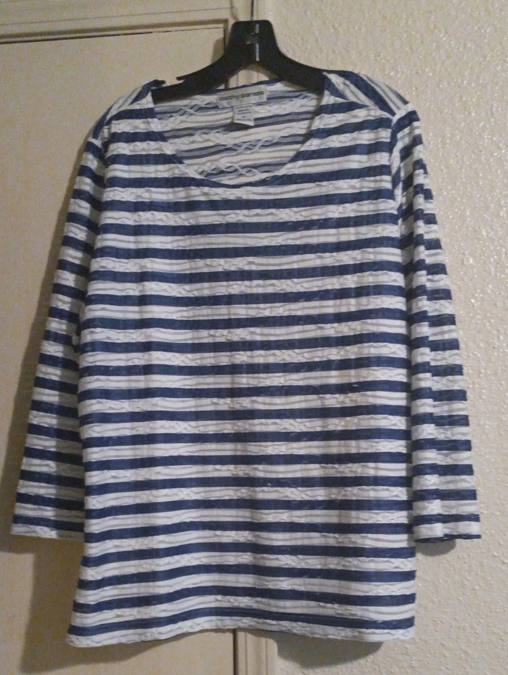 Cathy Daniels      striped blue and white long sleeve shirt.            size XL